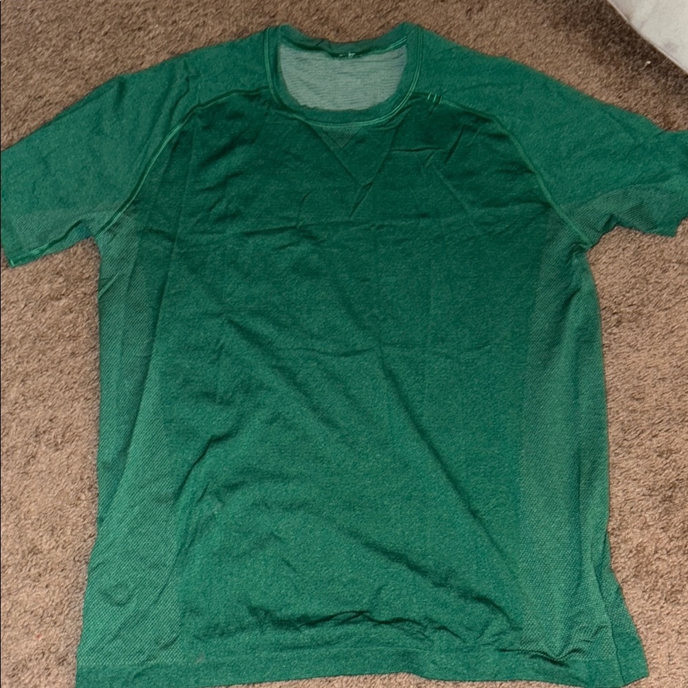 Lululemon Men's Green Athletic Shirt